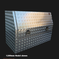 One Tonner 900x530x820